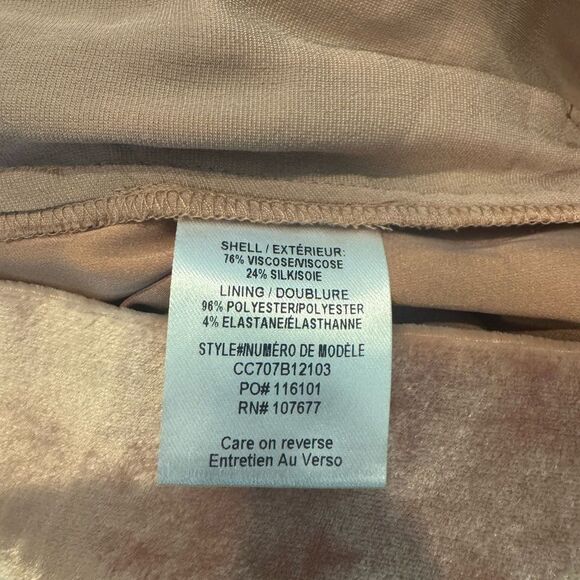 Alice and Olivia Racquel Wide-Leg Velvet Pants | Size 8 - Picture 8 of 8